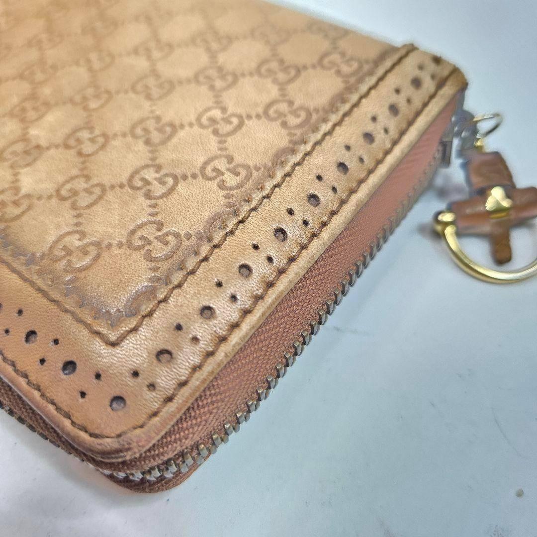 美品 GUCCI ラウンドファスナー マイクロシマレザー ホースビット