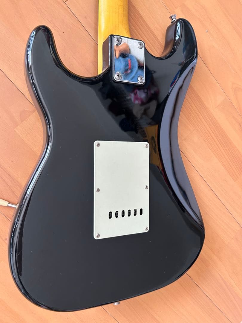 JUNO ストラトキャスター ブラック