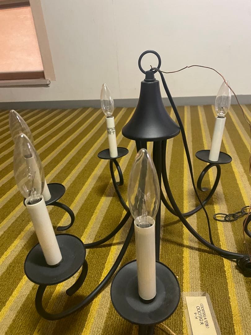 シャルドネ ブラックシャンデリア 6灯式 新品未使用