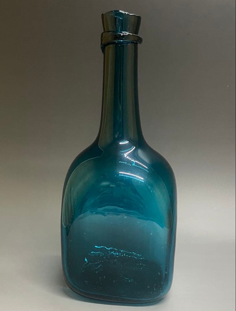 倉敷ガラス　小谷真三　吹きガラス　飾り瓶　花瓶　花入　a616