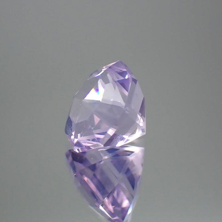 【ブラジル産】特殊カットスコロライト