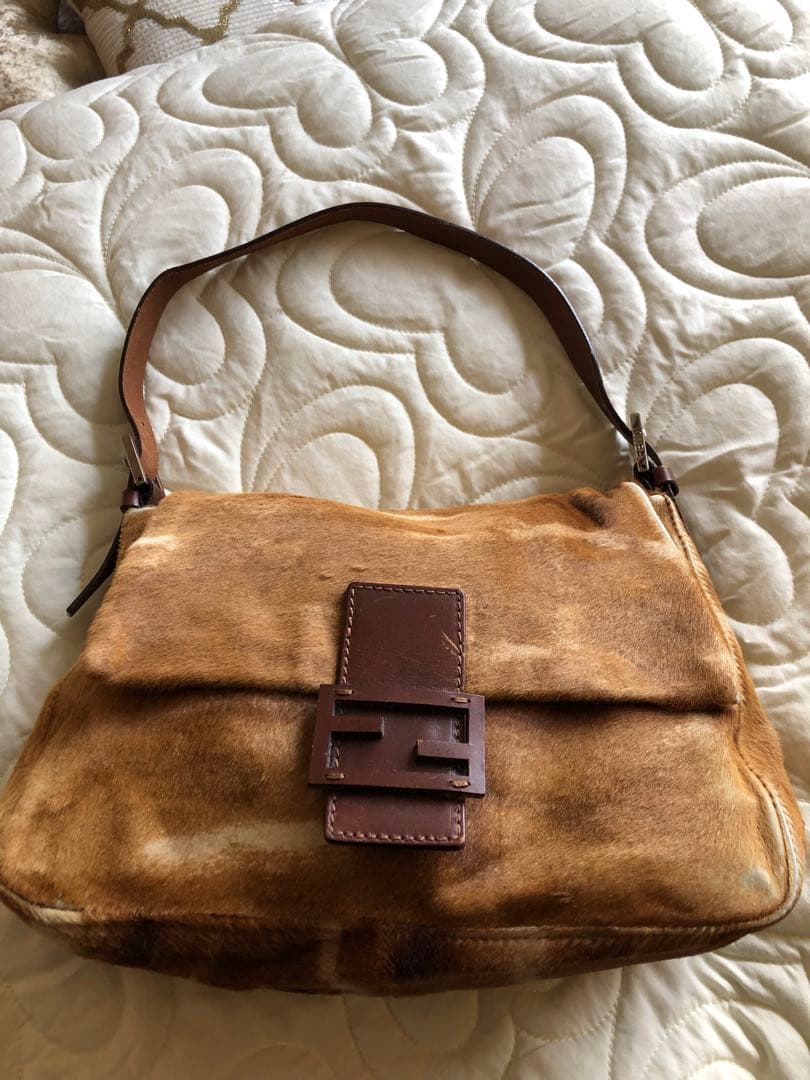 FENDI フェンディ　ハラコバッグ　ショルダー