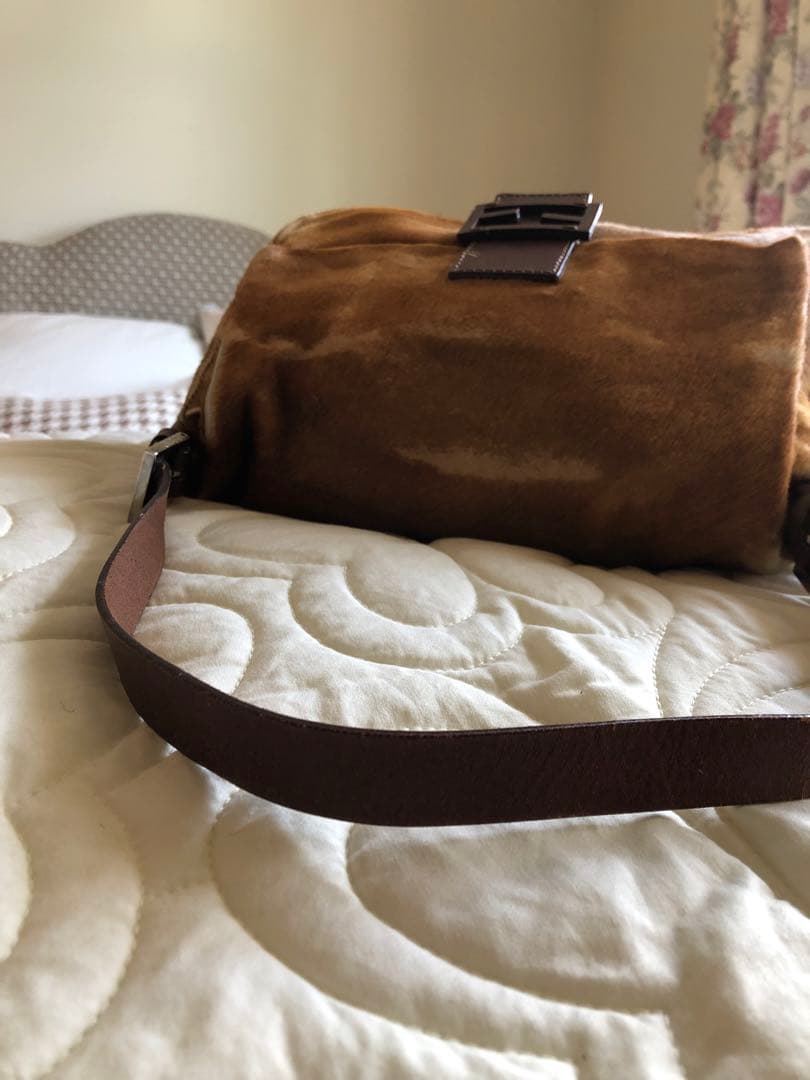 FENDI フェンディ　ハラコバッグ　ショルダー