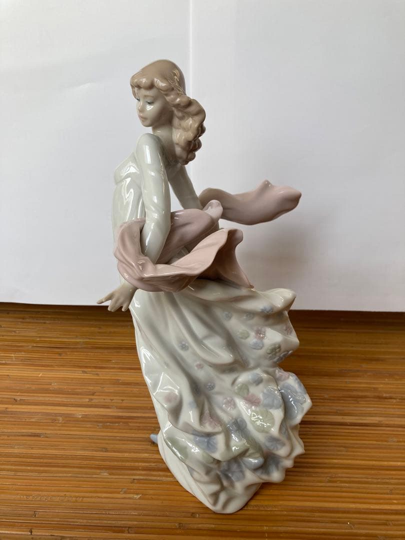 希少　美品　Spring splendor LLADRO