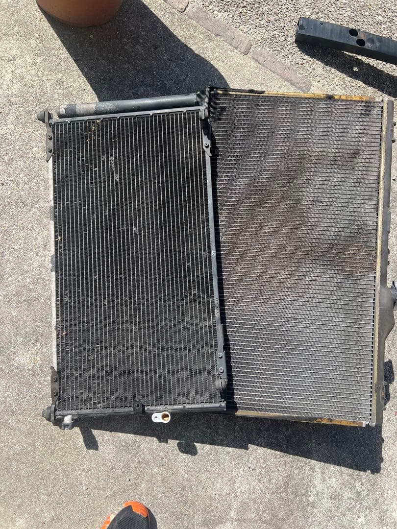 Jzx100トヨタ　マークii ラジエーター　コンデンサー付き　jzx100