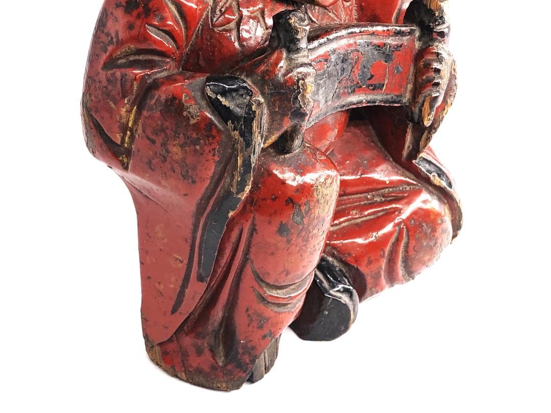 【 清朝木彫 】　巻物を見せる唐人　鑑賞ケース付き