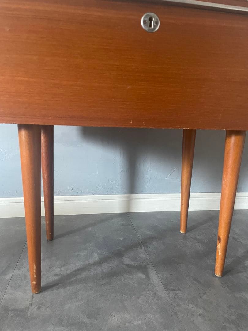 vintage euro　チーク サイドテーブル　ソーイングテーブル　チェスト