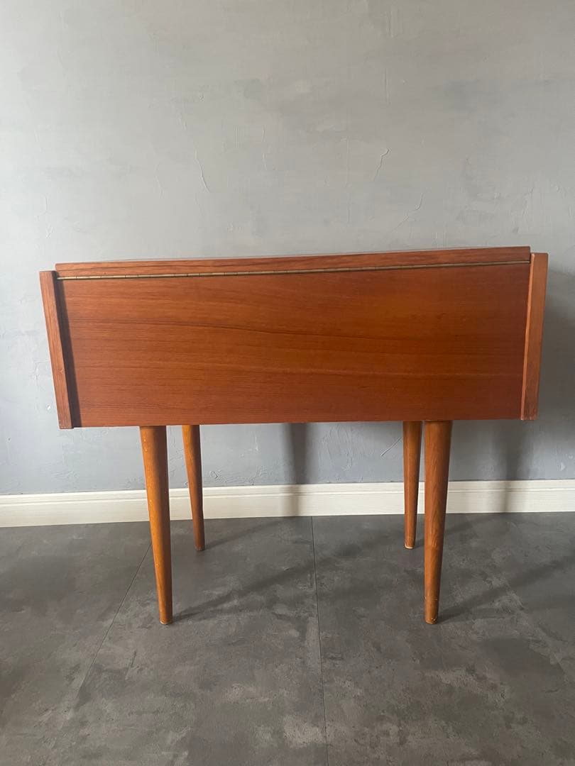 vintage euro　チーク サイドテーブル　ソーイングテーブル　チェスト