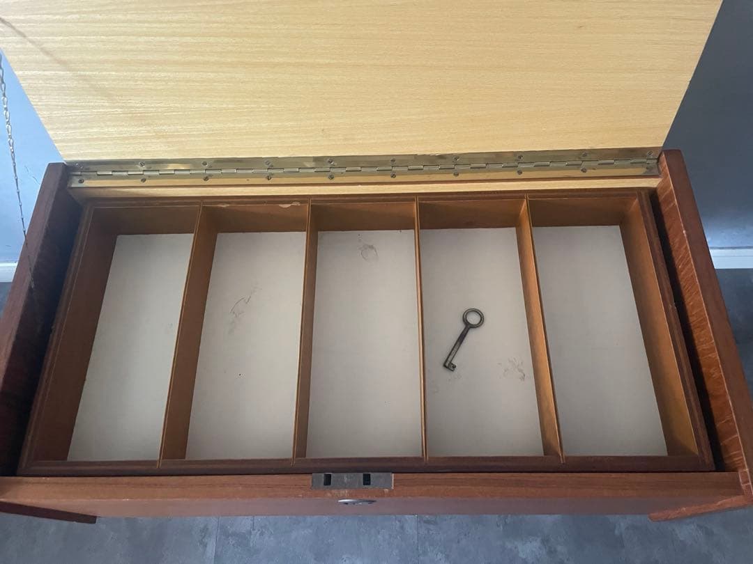 vintage euro　チーク サイドテーブル　ソーイングテーブル　チェスト