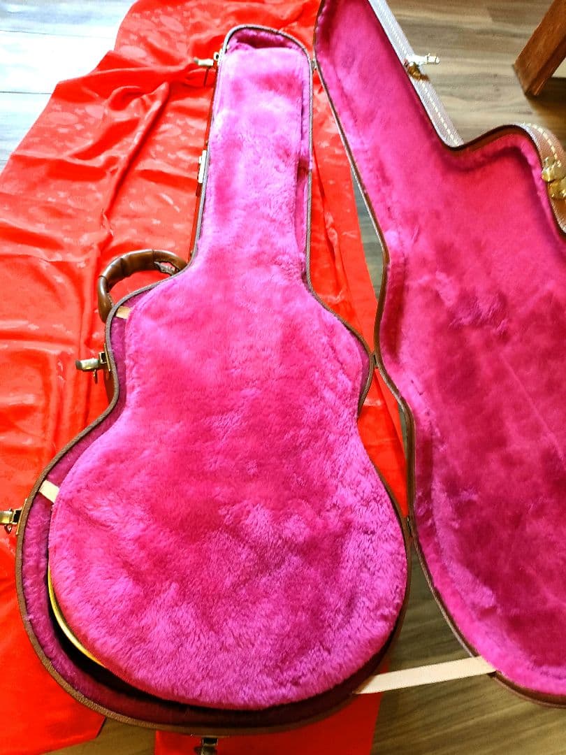 プレアデス　 Gibson J-30 モンタナ工場製 純正ブラウンケース付