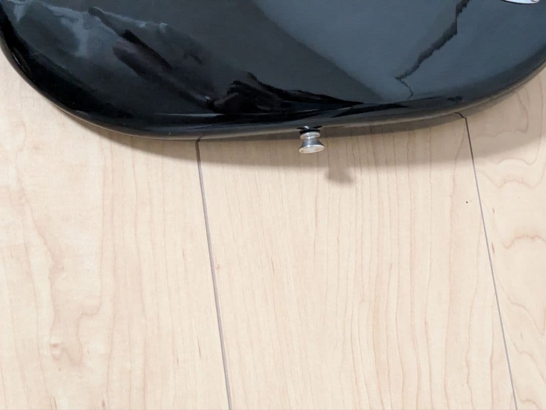 Squier Stratocaster ブラック　ソフトケース付　フェンダー