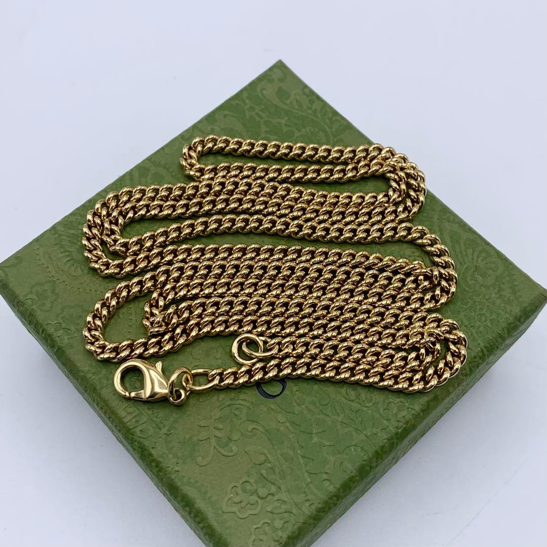 【新品】GUCCI リップケース　ネックレス　ブラック　オシャレ　GG レザー