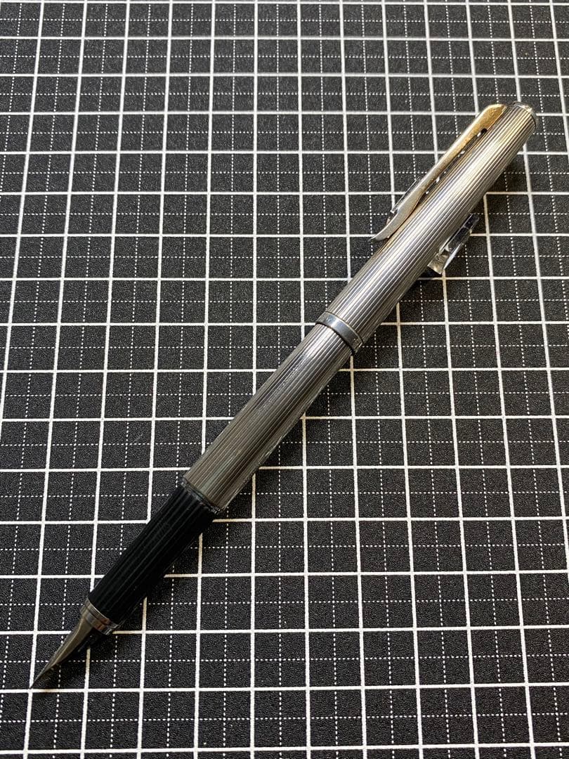 PLATINUM Riviere Sterling-Silver 万年筆　字幅F