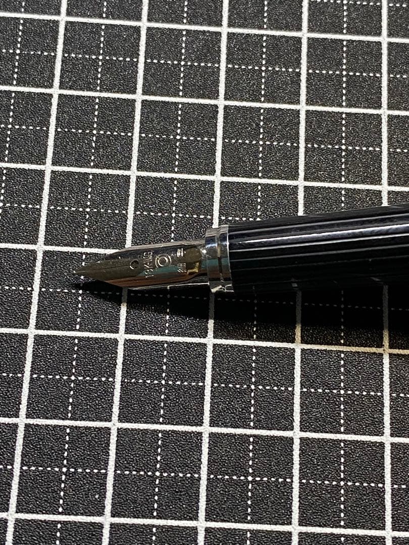 PLATINUM Riviere Sterling-Silver 万年筆　字幅F