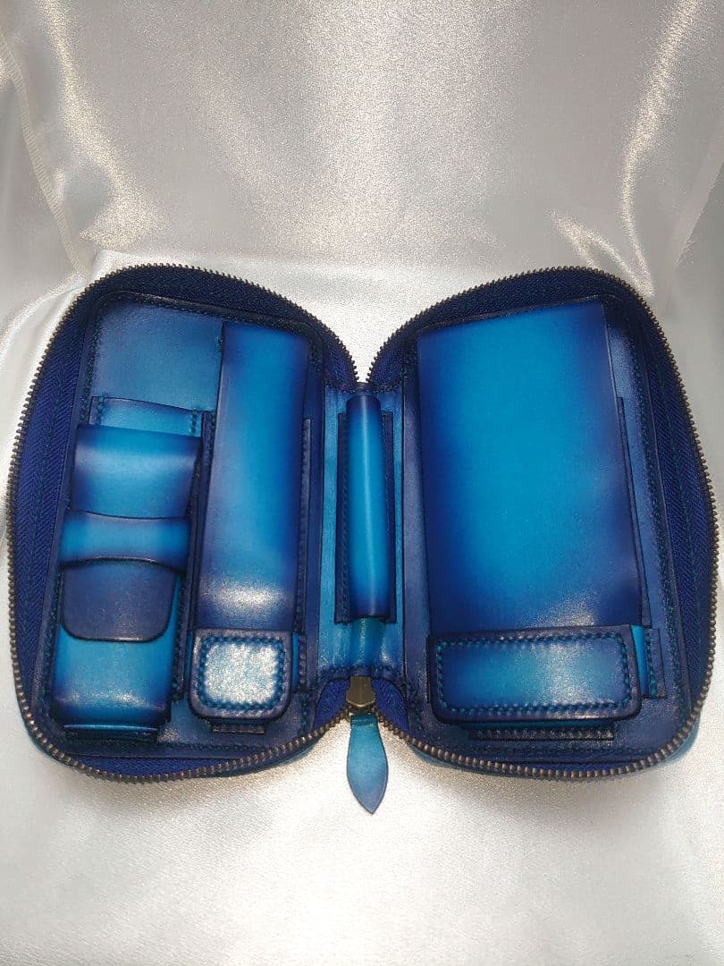 ペンケース ラウンドジップタイプ