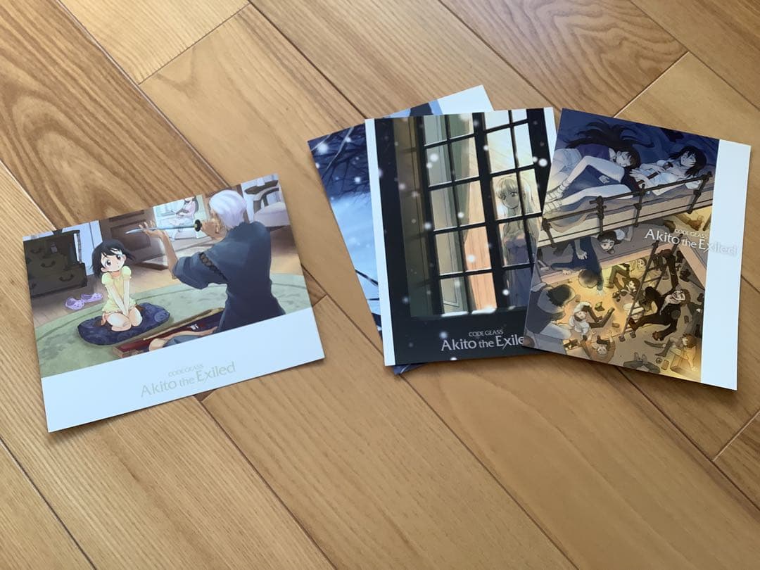 アニメマンガ紙類