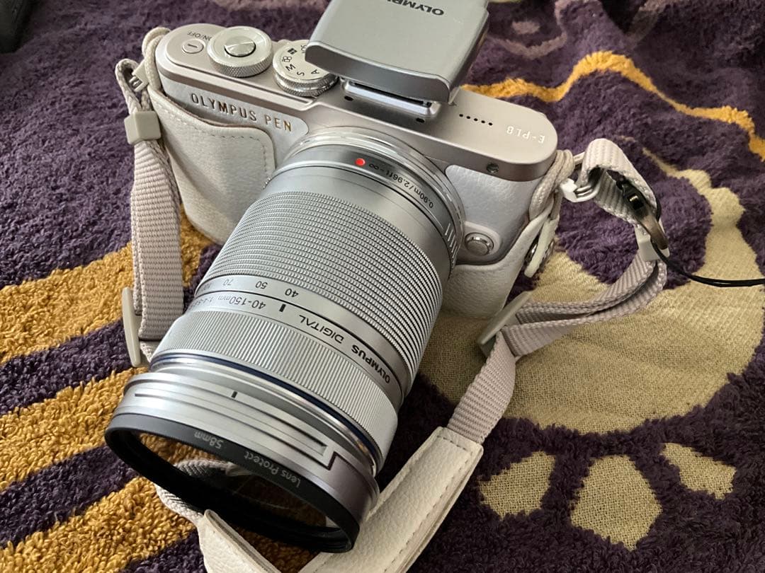 【がーる】OLYMPUS PEN E-PL8ミラーレスカメラ ダブルズーム