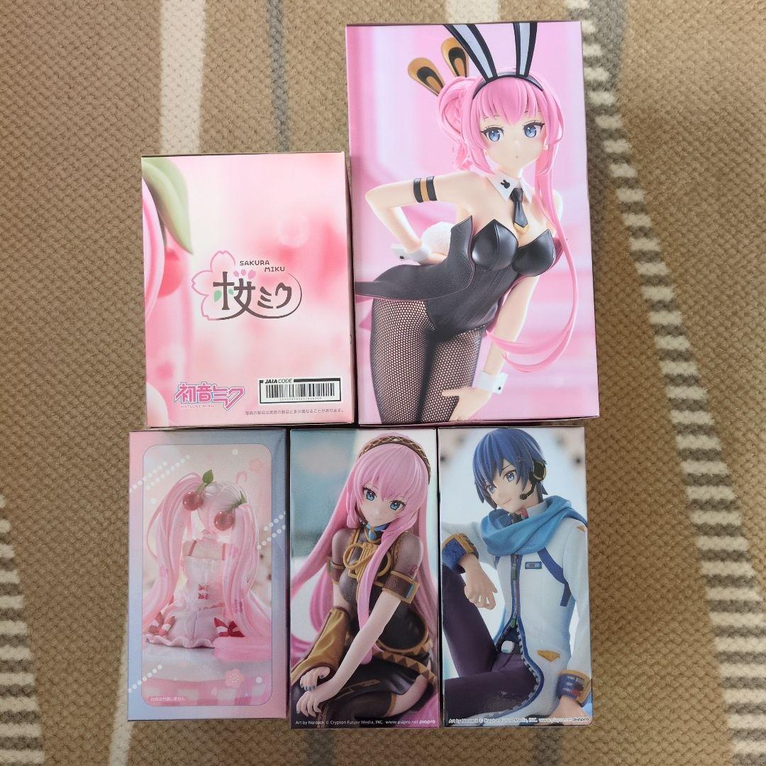 【未開封】初音ミクシリーズ フィギュア まとめ売り 桜ミク 巡音ルカ KAITO