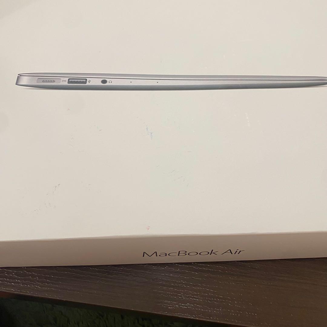 MacBook Air本体　13インチ 日本語配列　付属品あり　箱付き　動作良好