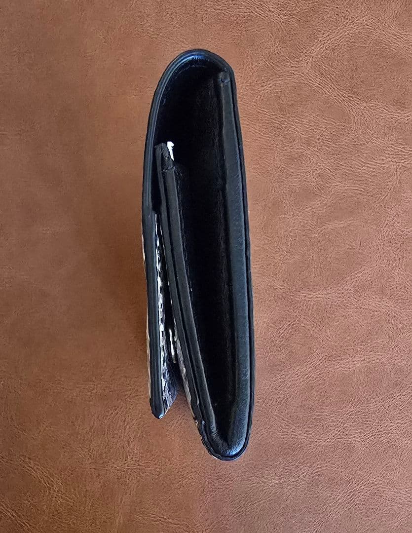 超美品☆MARNI☆小銭入れ☆ミニ財布☆マルニ☆パイソン