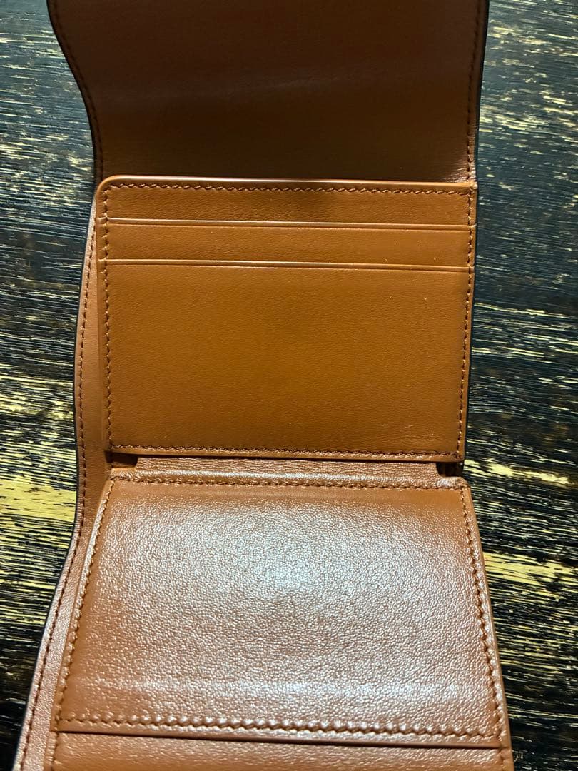 スモール フラップウォレット トリオンフ / シャイニーカーフスキン