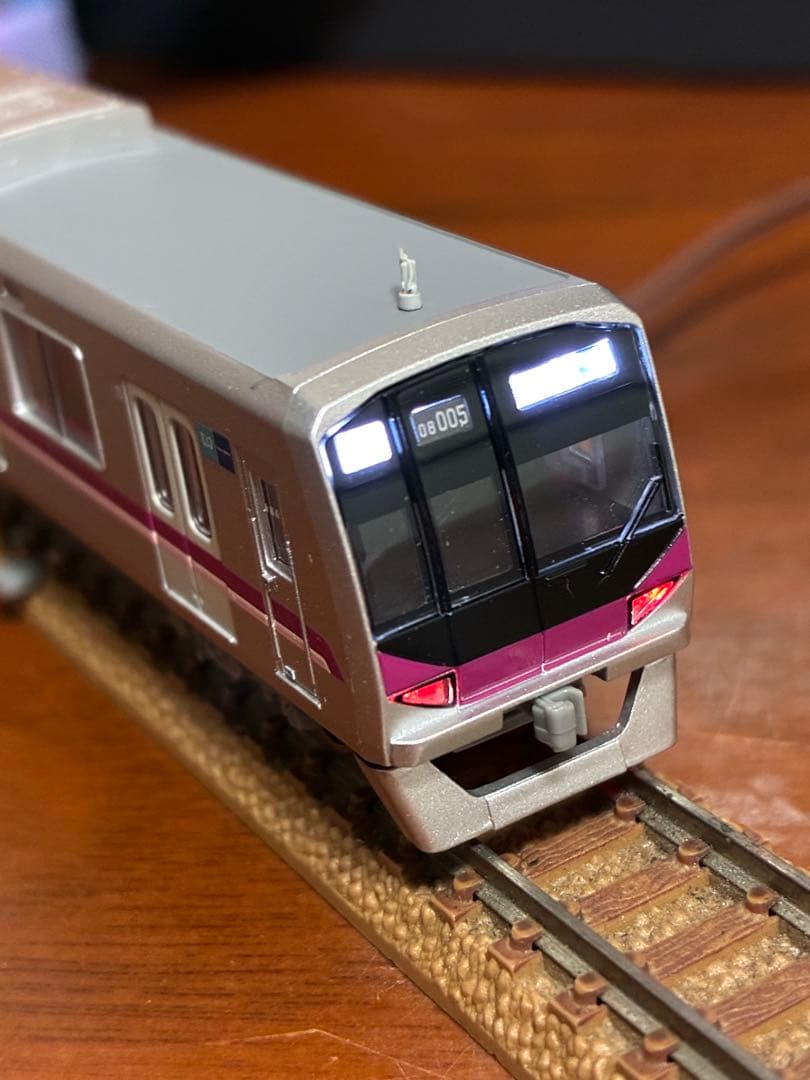 東京メトロ半蔵門線08系10両　マイクロエース ライト点灯動力動作確認済