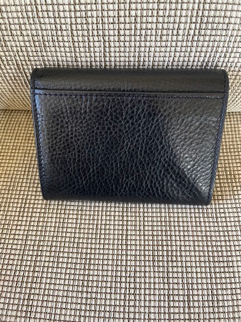 最終再お値下げ中！　HIROFU レザー製 二つ折り財布　ネイビー