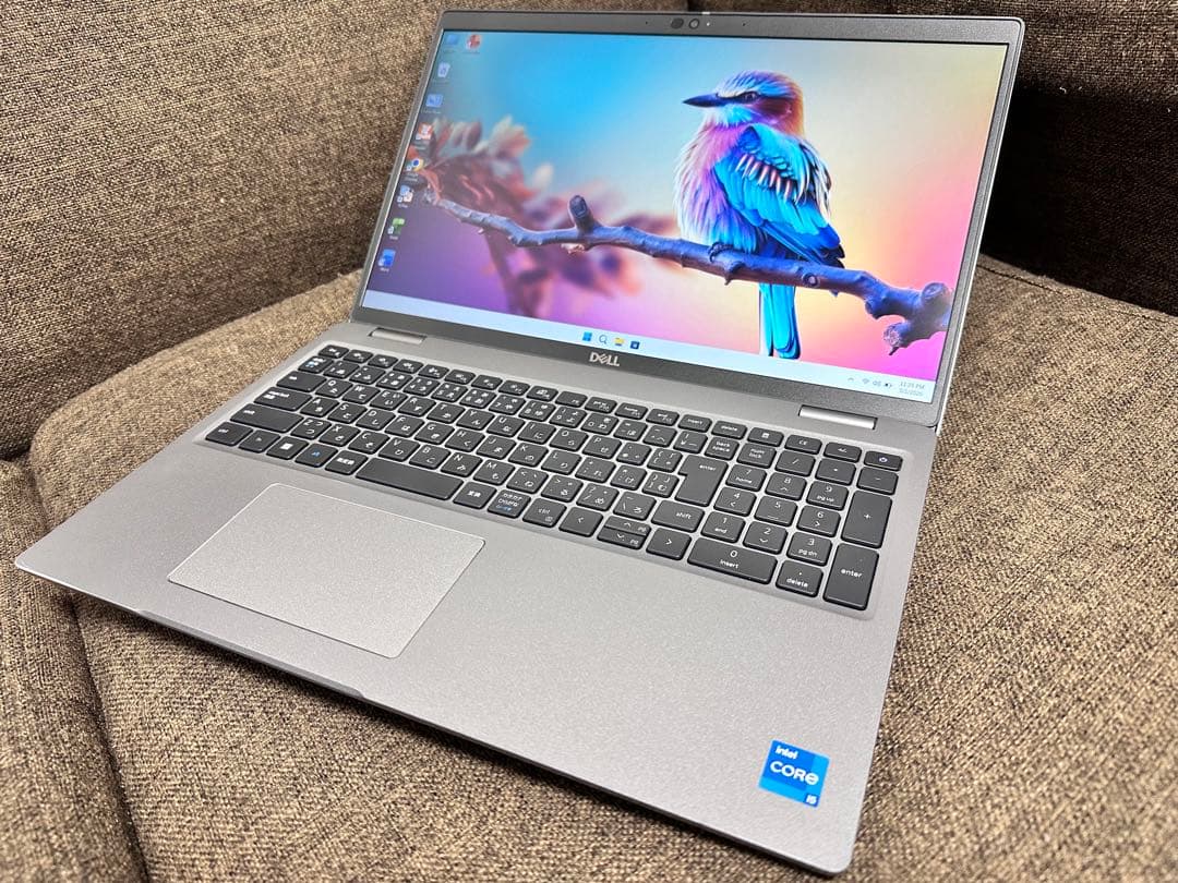DELL ノートPC 15.6インチ　touch screen i5-11世代