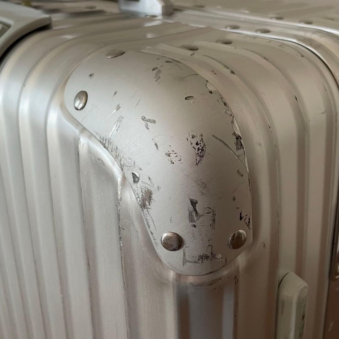 リモワ トパーズ キャリーケース シルバー プキャリーケース 82L 4輪