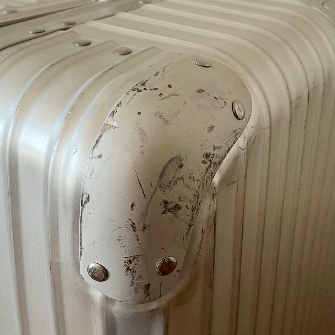 リモワ トパーズ キャリーケース シルバー プキャリーケース 82L 4輪