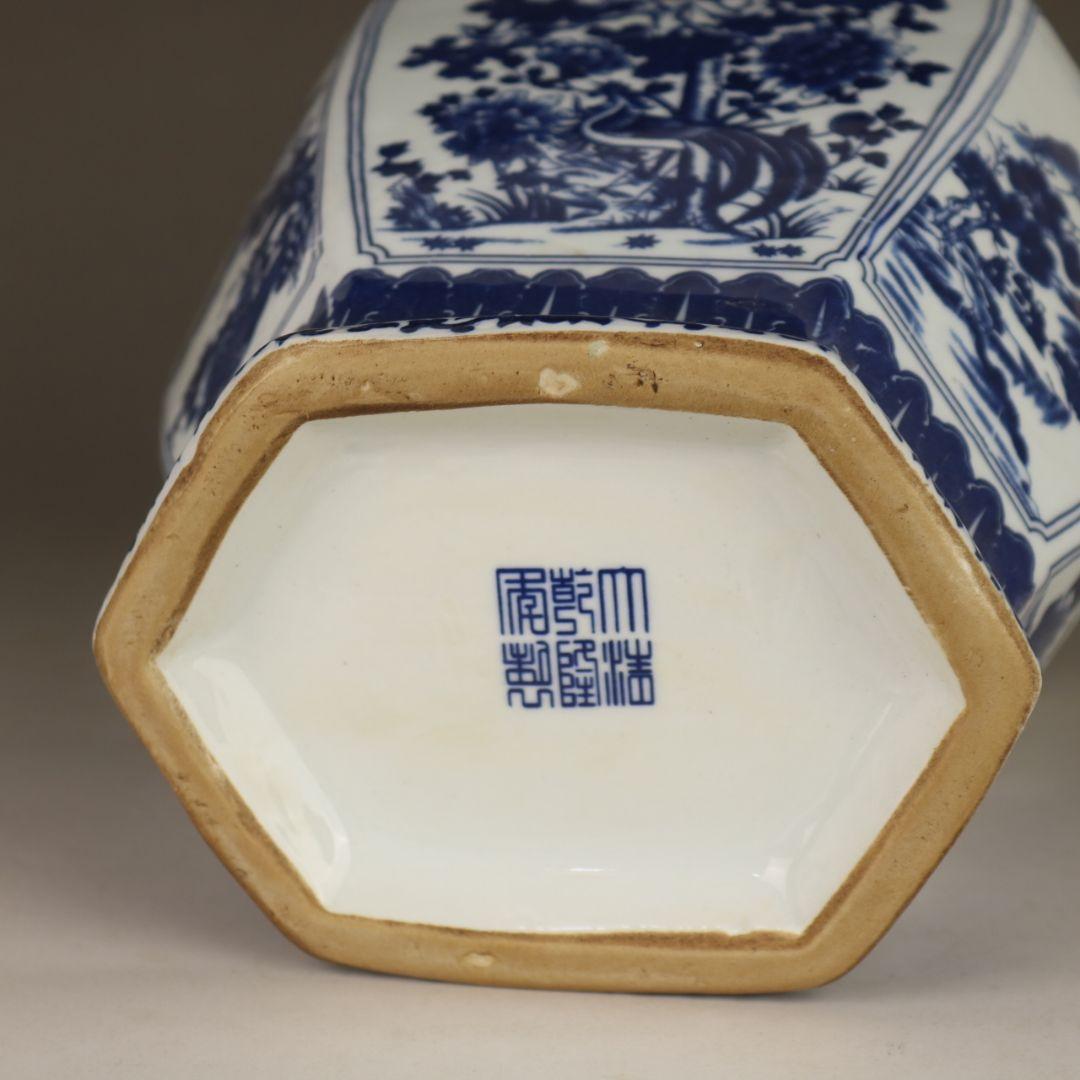 清乾隆青花人物花鳥六方賞瓶 景徳鎮 陶磁器 装飾品 現代工芸品 美術品 置物