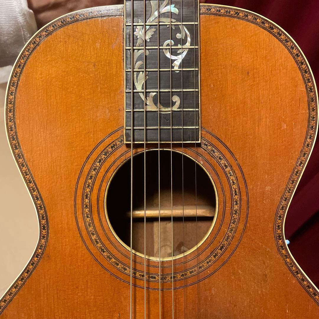 パーラーギター