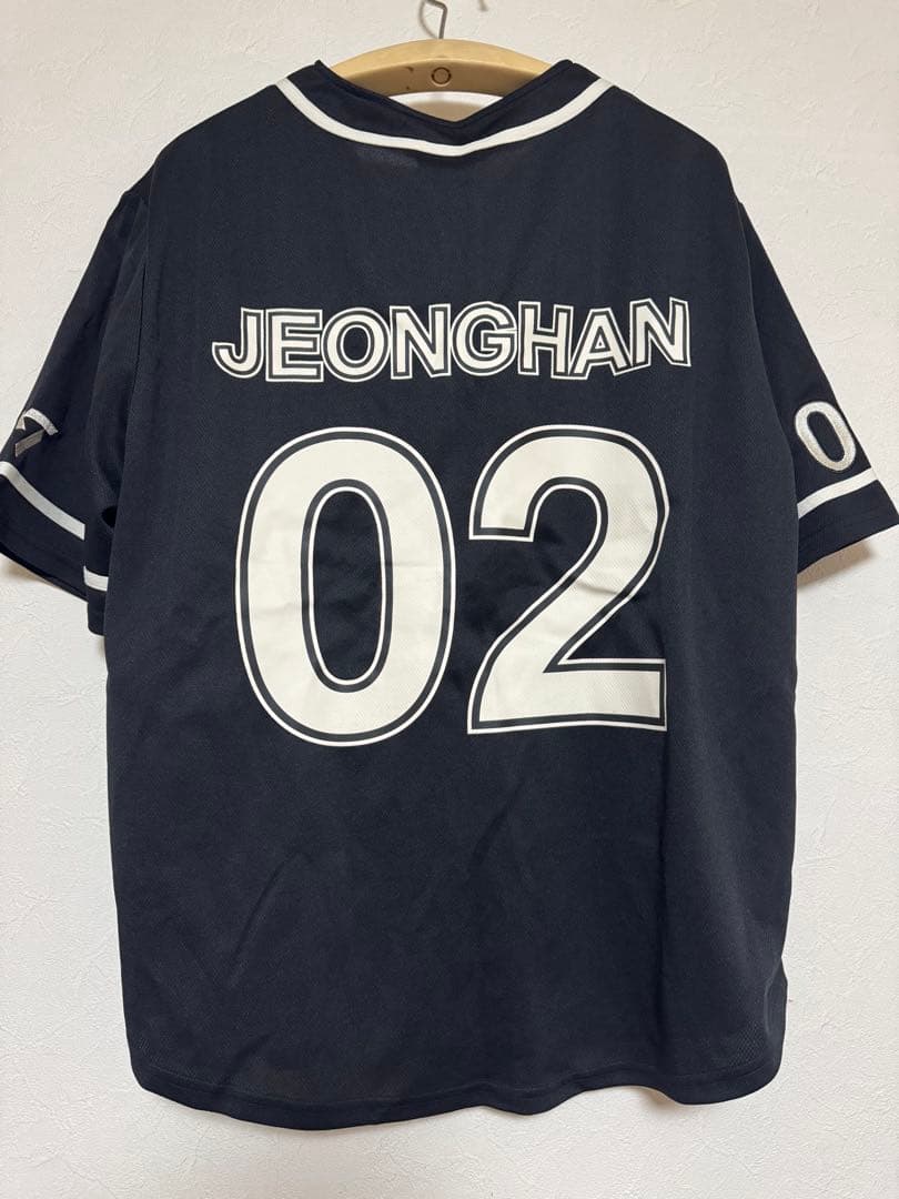 SEVENTEEN RIGHTHERE セブチ　ジョンハン ユニフォームシャツ