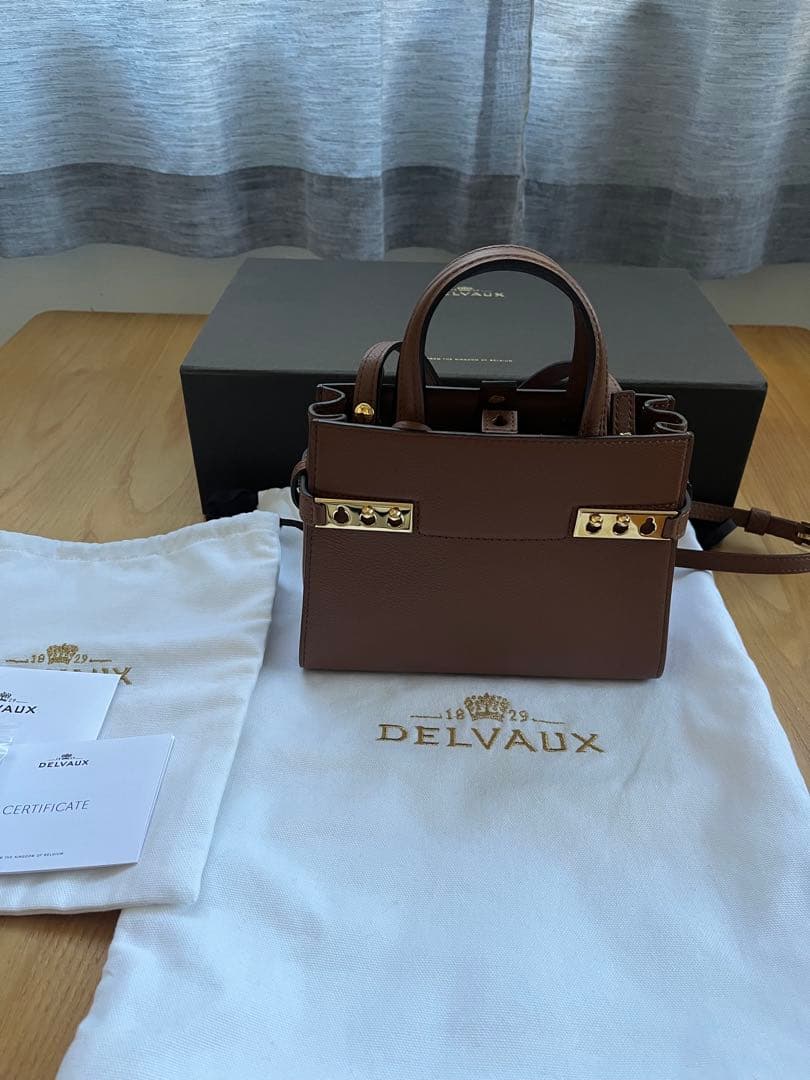 【sale】デルヴォー　delvaux タンペート　クラッシュ　美品