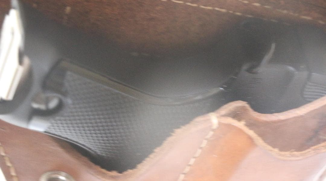 超貴重　旧陸軍　９４式自動拳銃用革製レプリカホルスター　　中古品