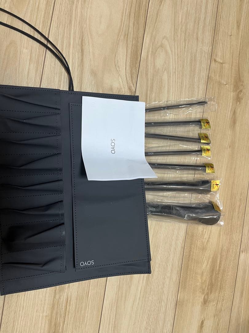 SOYO メイクブラシセット 7本セット&ケース、説明書付き