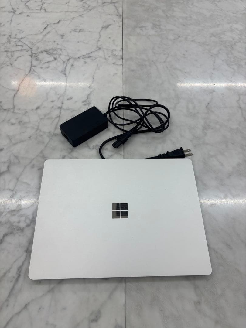 ジャンク品　マイクロソフト　Surface Laptop Go モデル1943