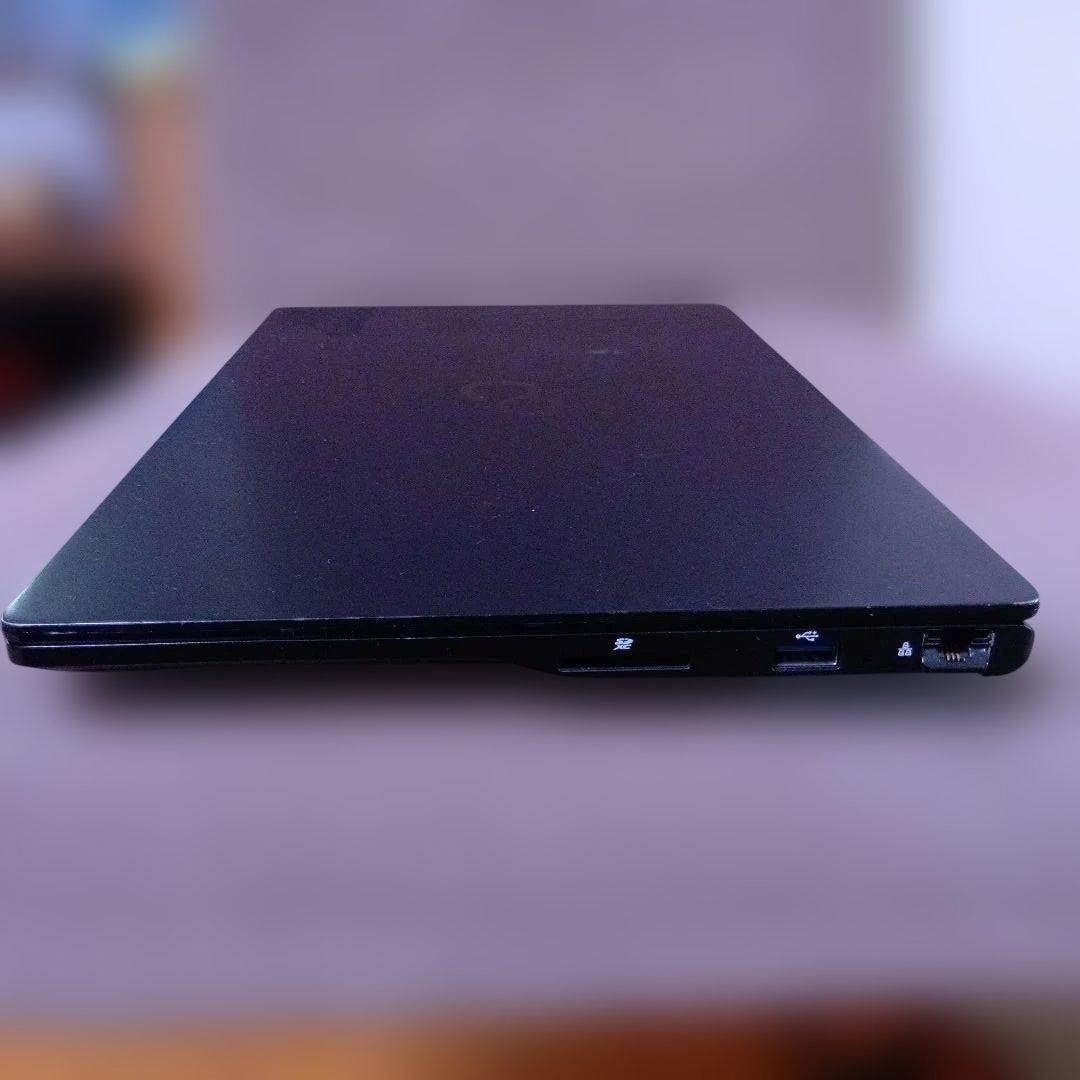 J③富士通　ＦＭＶＵ34025　U9311/F