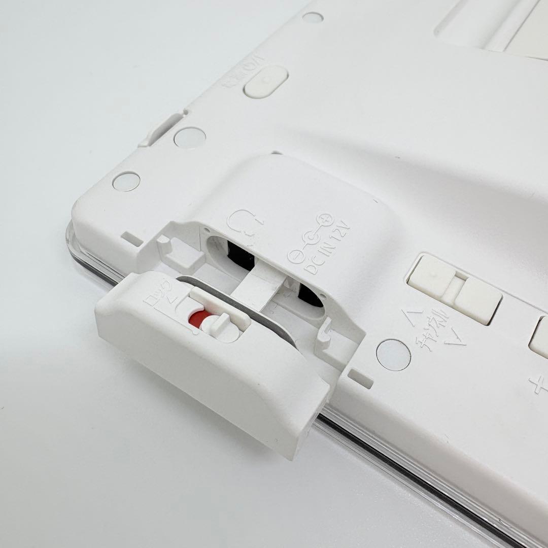 ヒ*キ様 Panasonic ポータブルテレビ10V型 防水 UN-10E11-