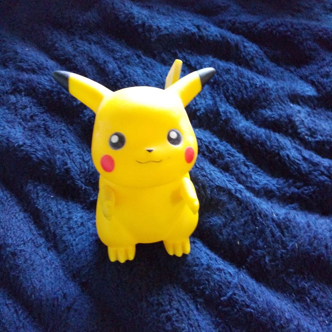 ピカチュウ プラスチックフィギュア
