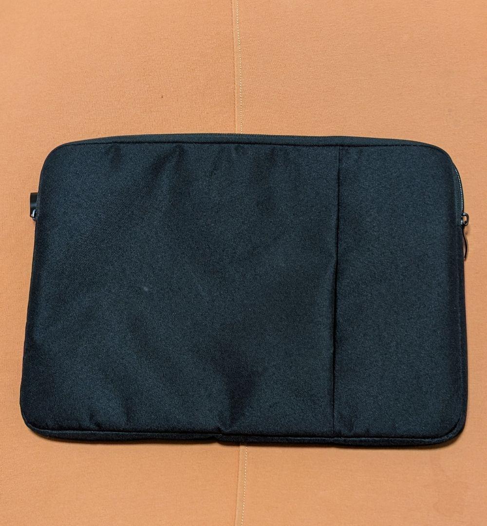 デュアル　ディスプレイ 15.6 　保護ケース付き！