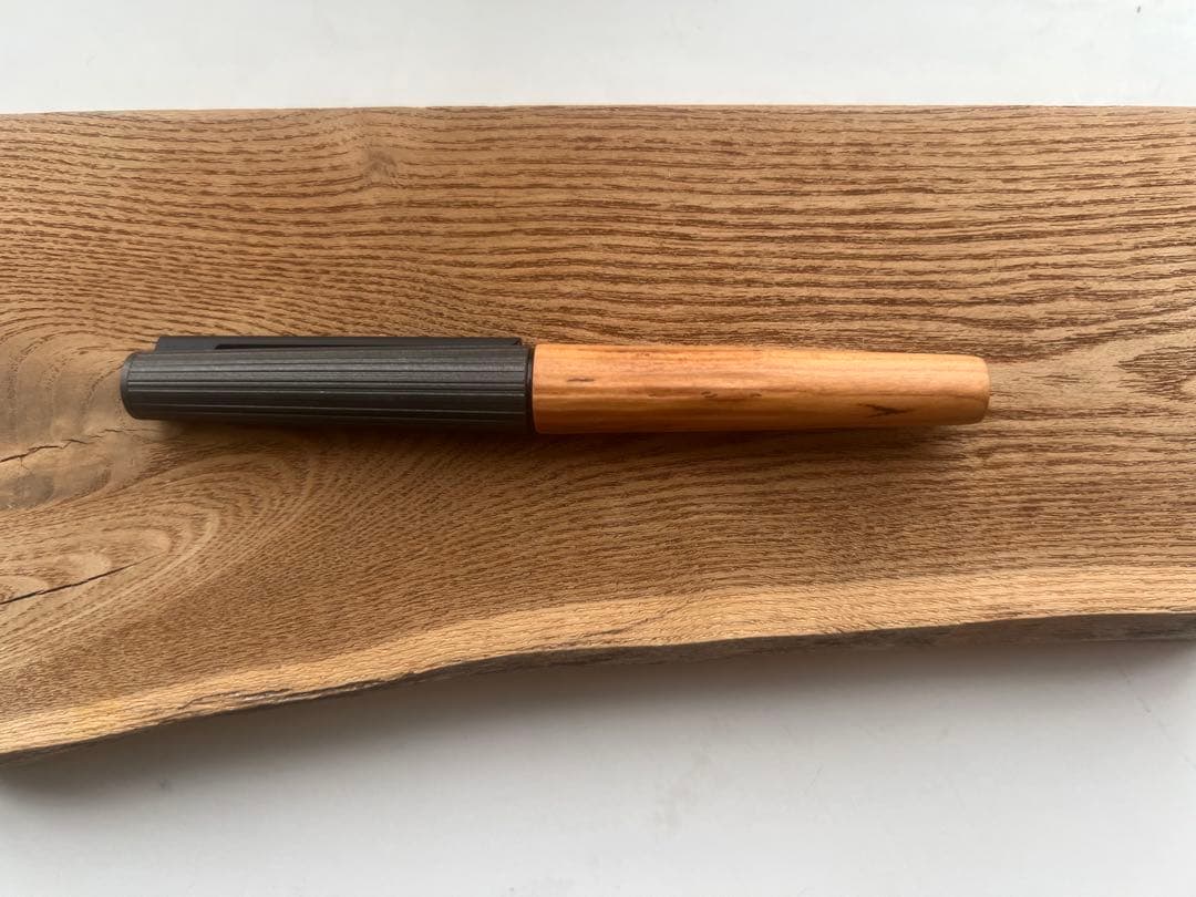 【完売品】コクヨwp 杢軸ペン　300本限定品　珍しいキリのよいナンバー　木軸