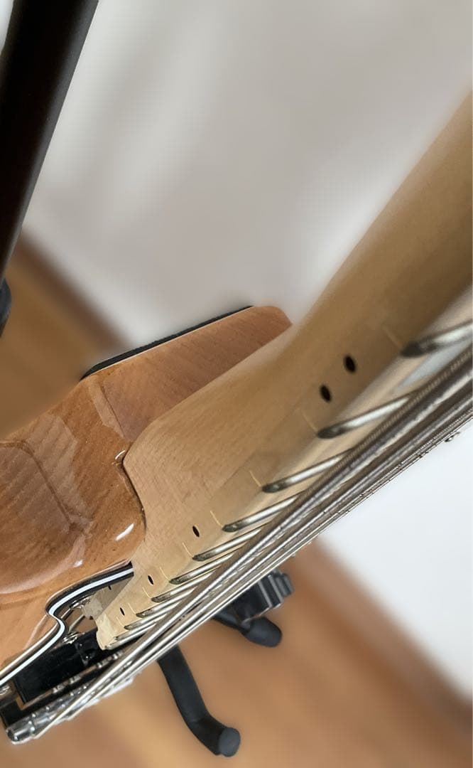 【1ピースのようなアッシュ】アクティブJAZZ BASS