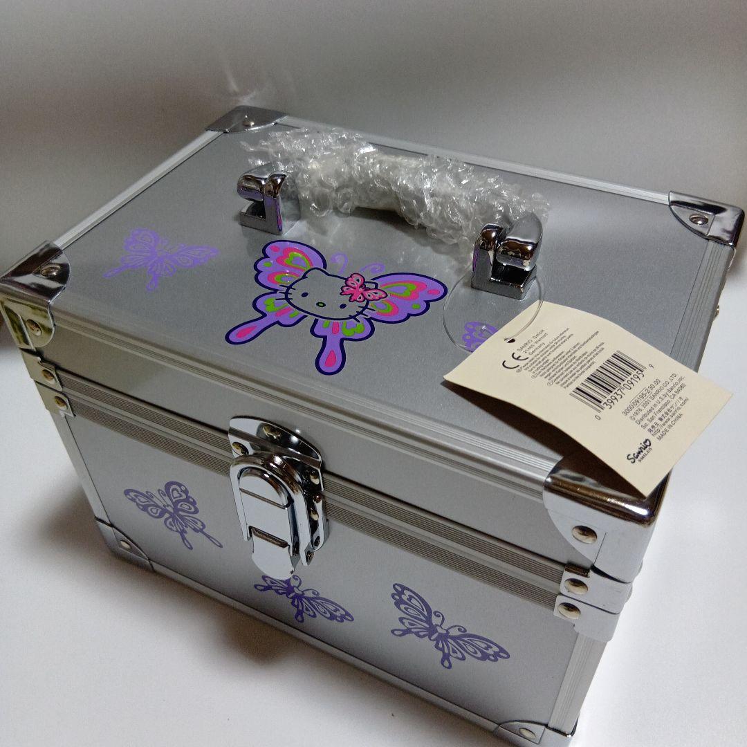 ハローキティ　海外限定　平成レトロ　メイクボックス　コスメボックス　2001年
