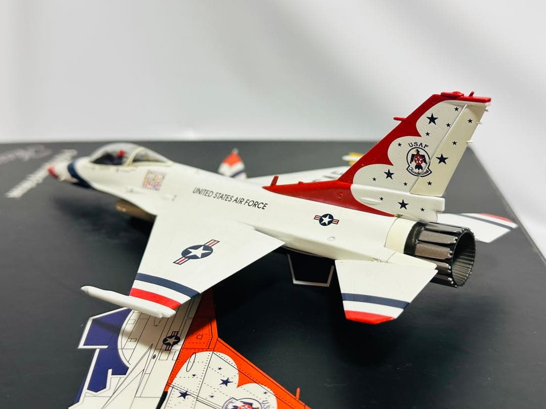 航空機・ヘリコプター Gemini Aces 1/72 F-16 Thunderbirds
