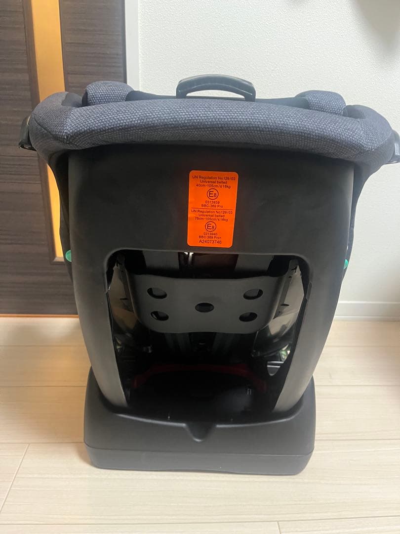 美品　スマートエンジェル レジェプラスネクスト チャイルドシート