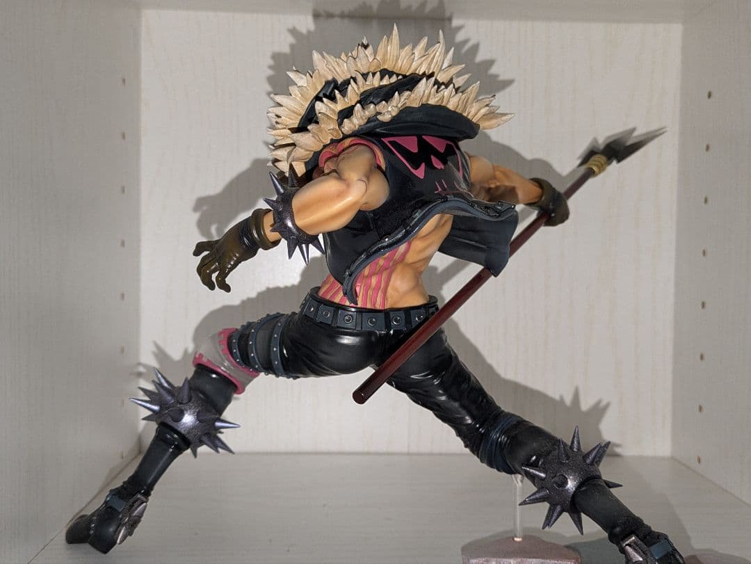 ト*ロ様 ワンピースPOP maximum カタクリ フィギュア