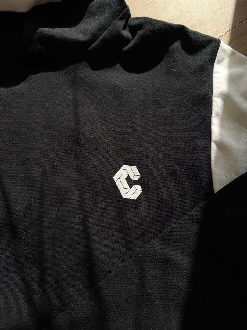 ブラックパーカー クロノス