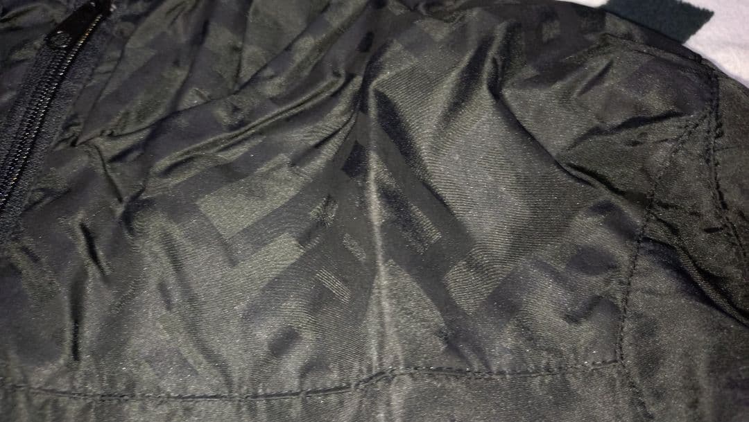 布袋寅泰グッズ　ウィンドブレーカー