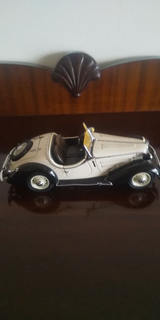 初期型 CMC アウディ ロードスター ミニカー